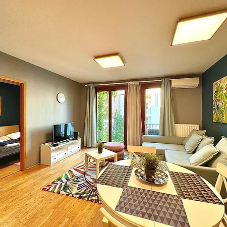 Vibrant Escape-kazincy Apartamento Budapest